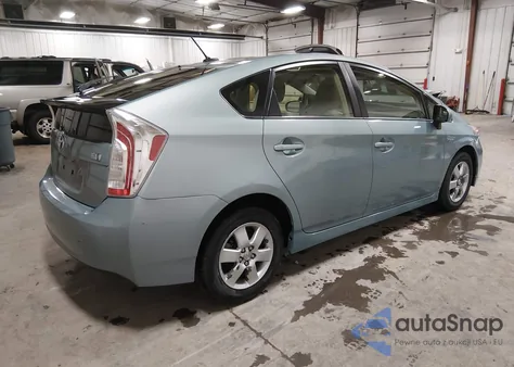 2013 Toyota Prius Three from USA, damaged, VIN JTDKN3DUXD1653699